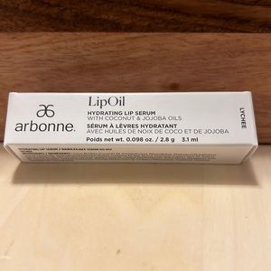 Arbonne Lip Oil hydrating lip serum